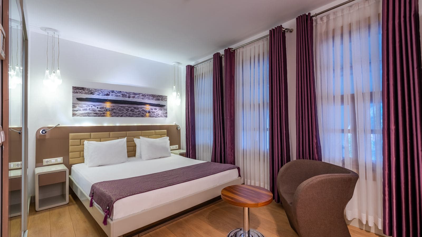 rooms-family-room