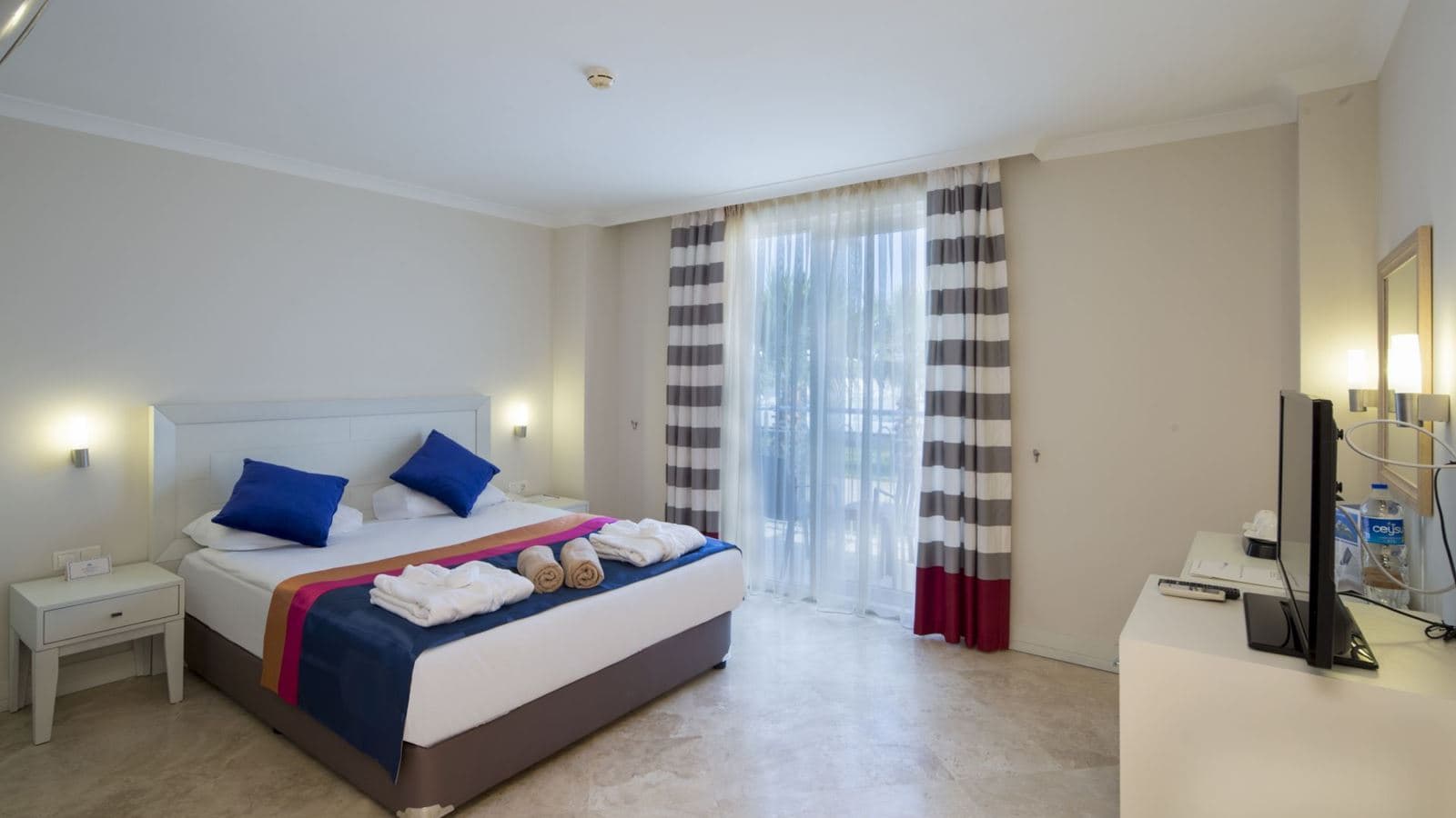 rooms-standard-room