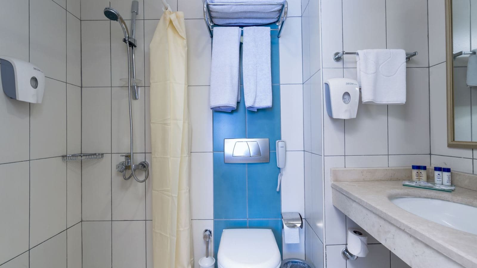 rooms-standard-room
