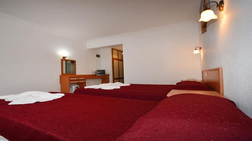 rooms-standard-room
