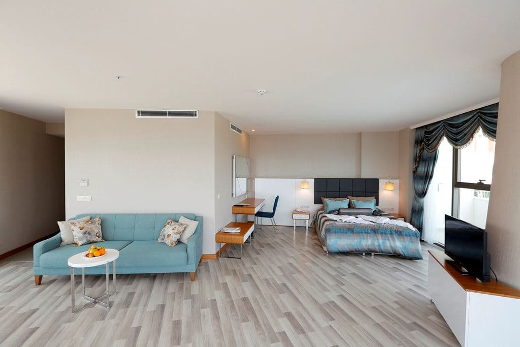 rooms-suite-room