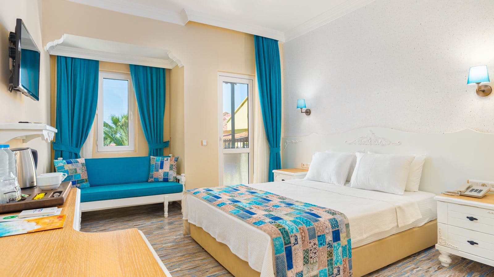 rooms-superior-room