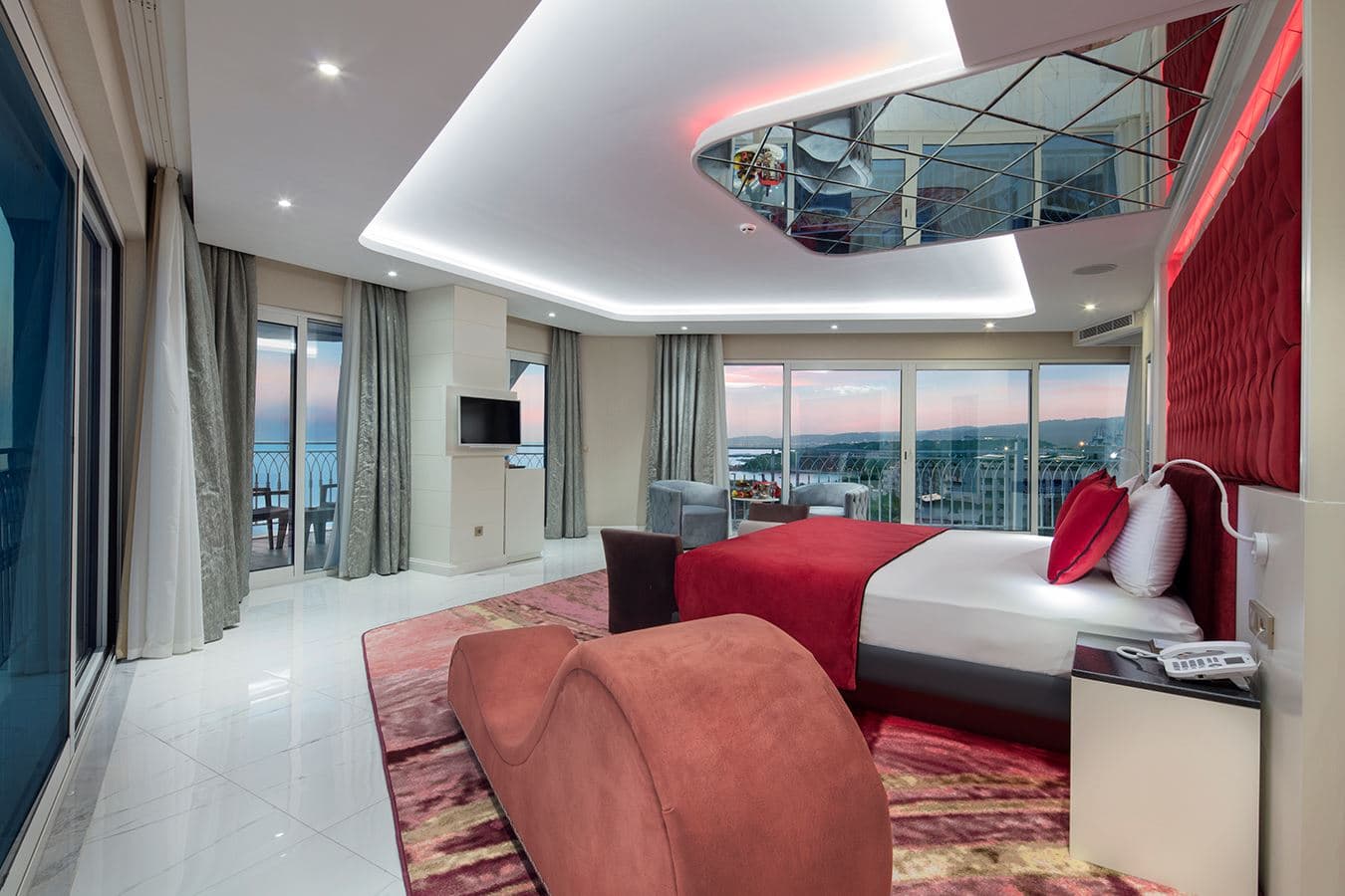 rooms-suite-swarovski