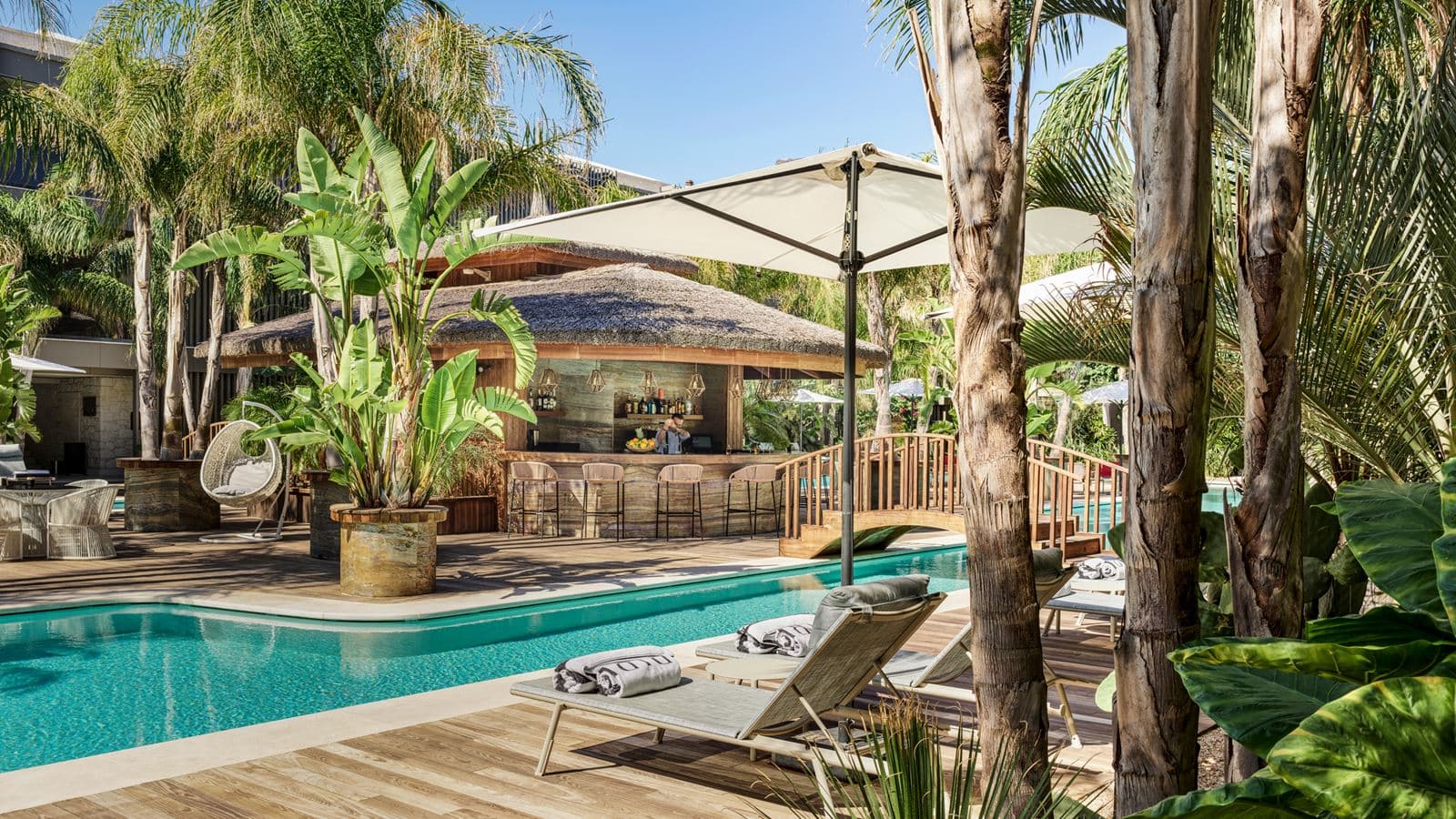 bars-cocos-pool-bar