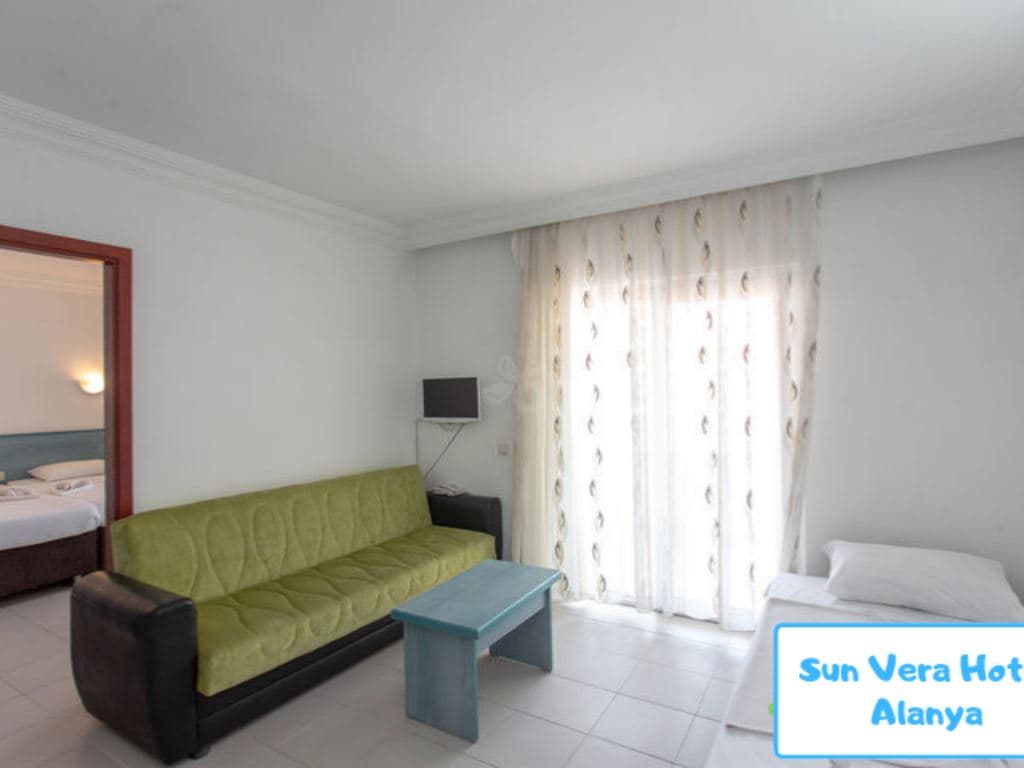 rooms-family-room