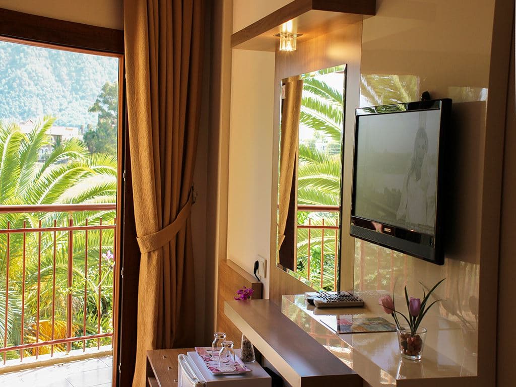 rooms-deluxe-room