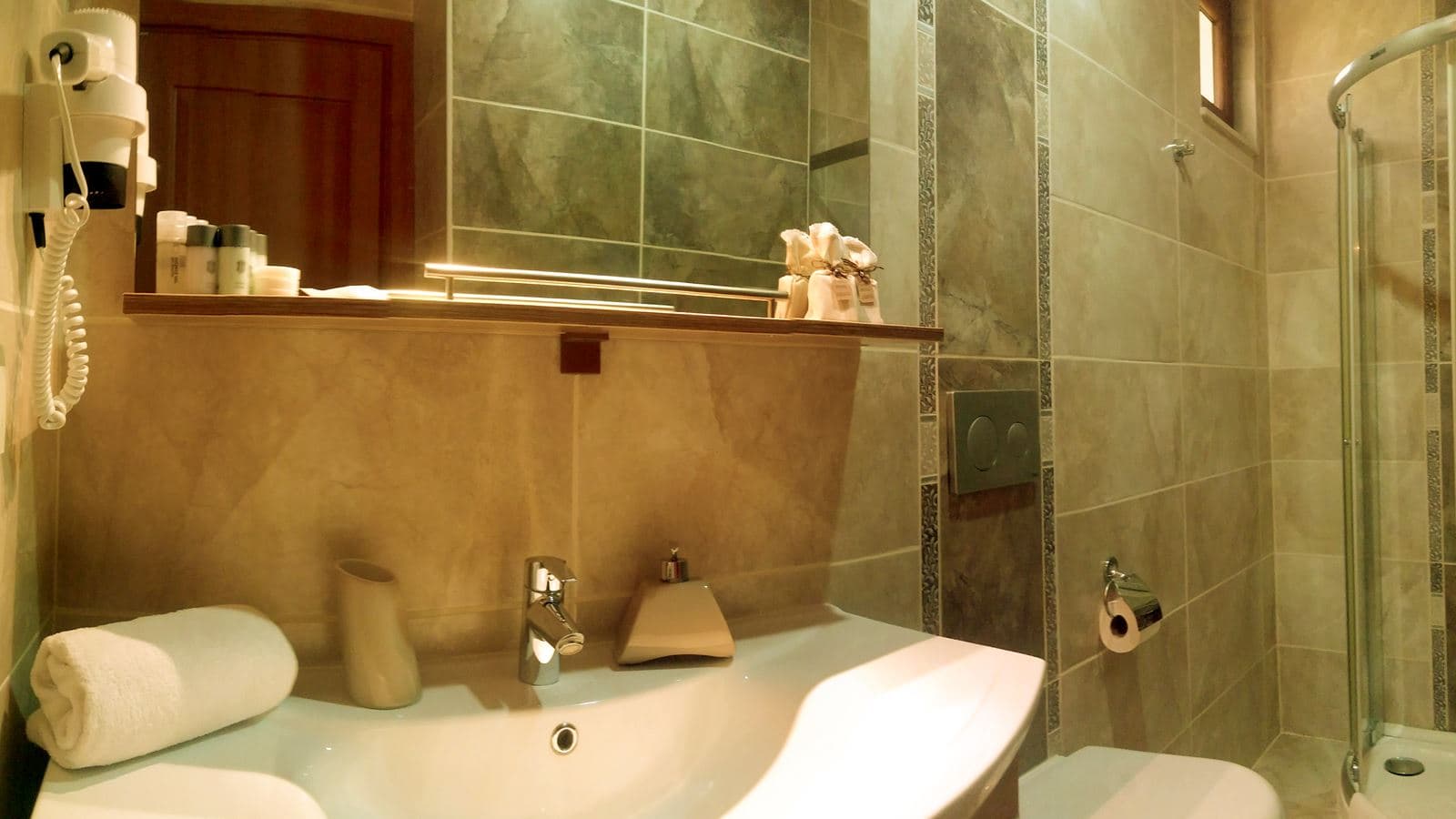 rooms-family-suite