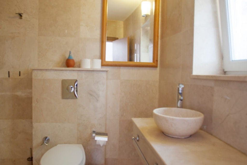 rooms-deluxe-pool-suite