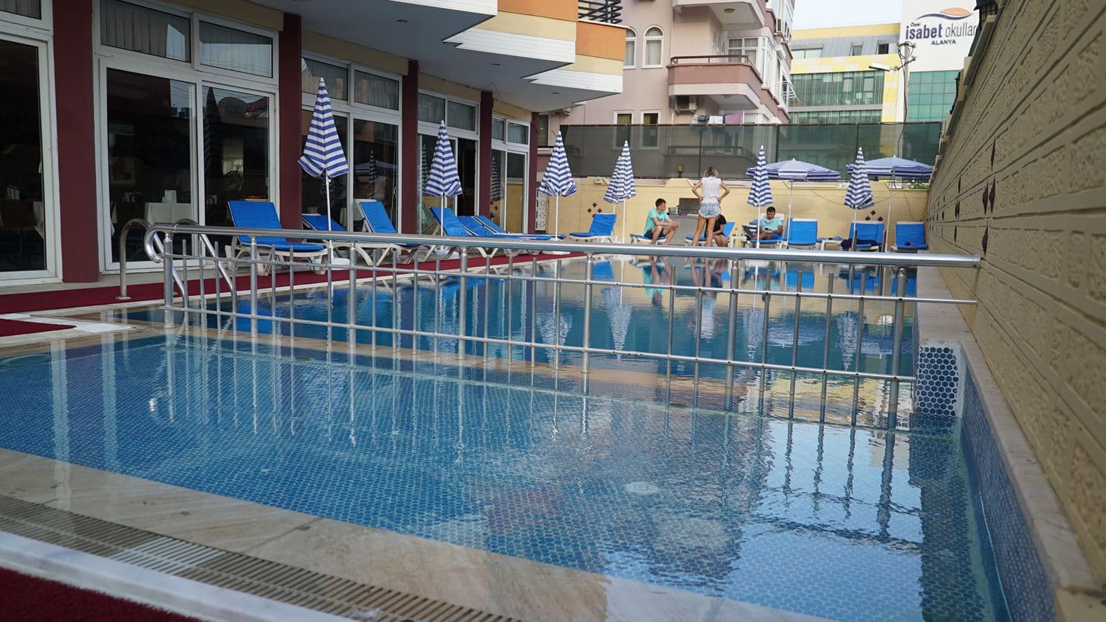 pools-pools