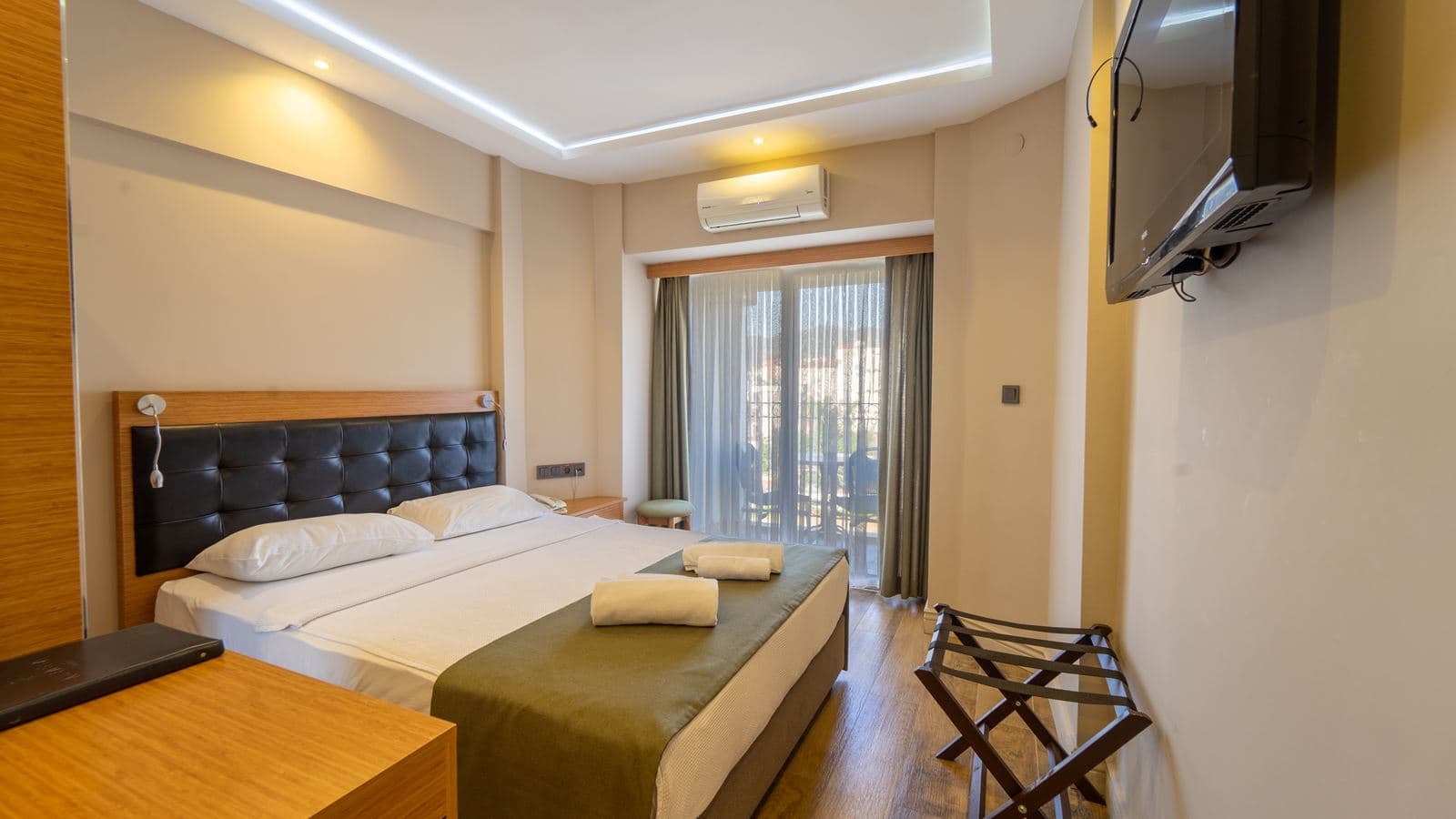 rooms-standard-room