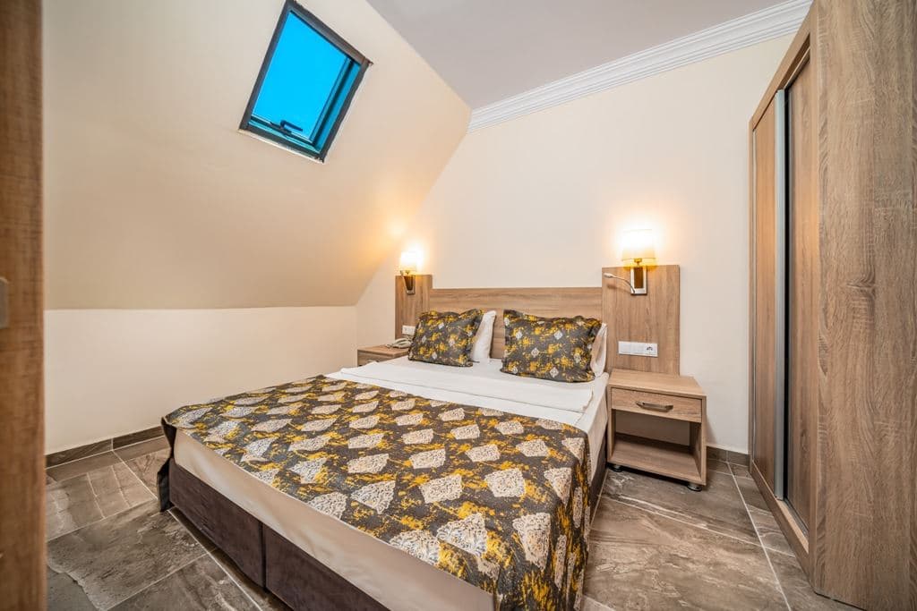 rooms-standard-room