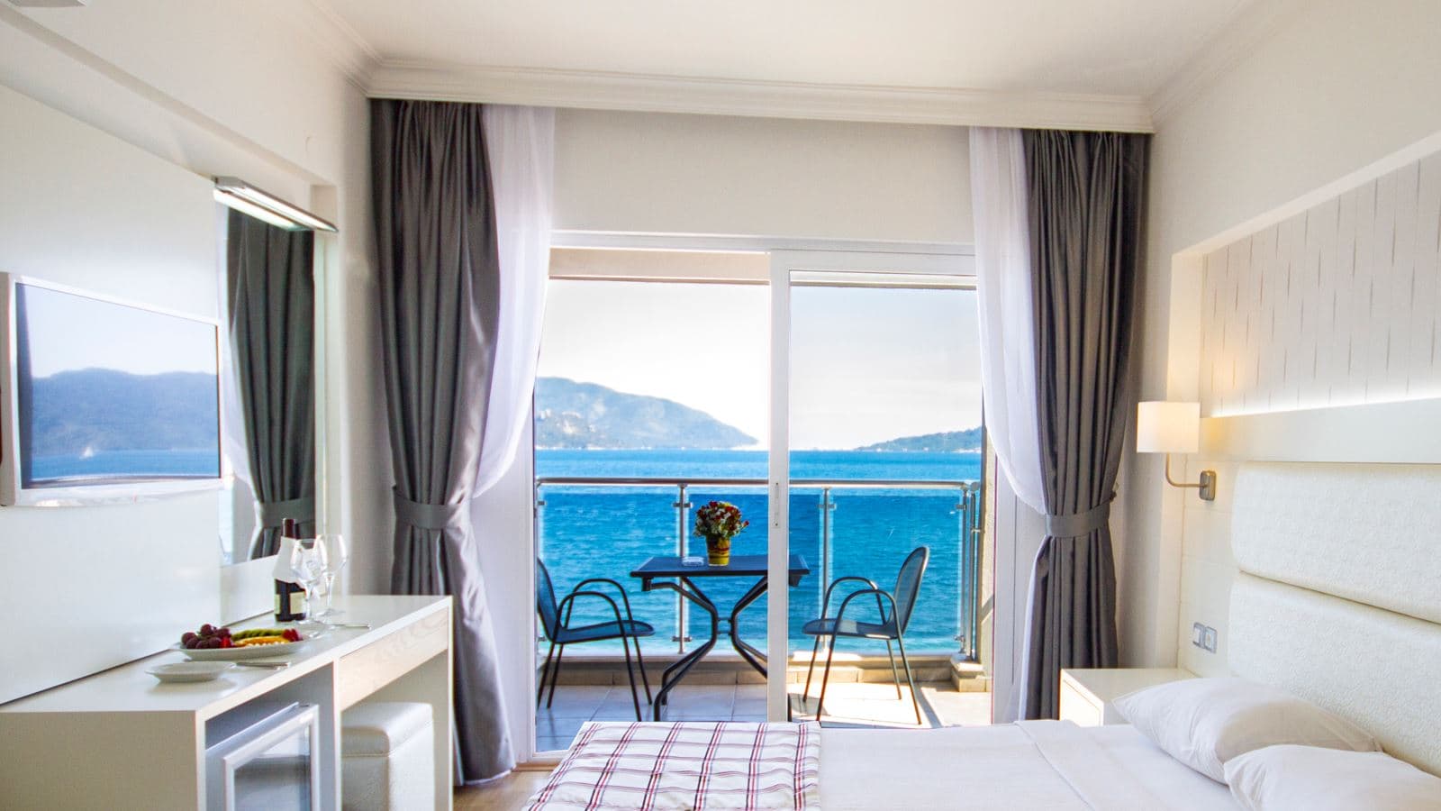 rooms-see-view-room