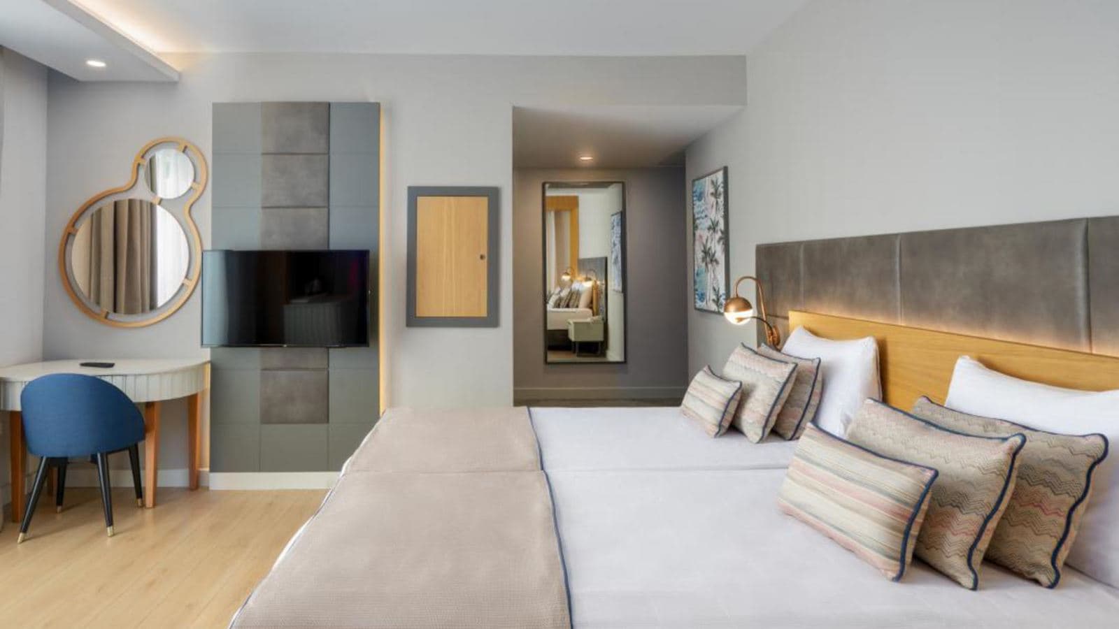 rooms-family-room