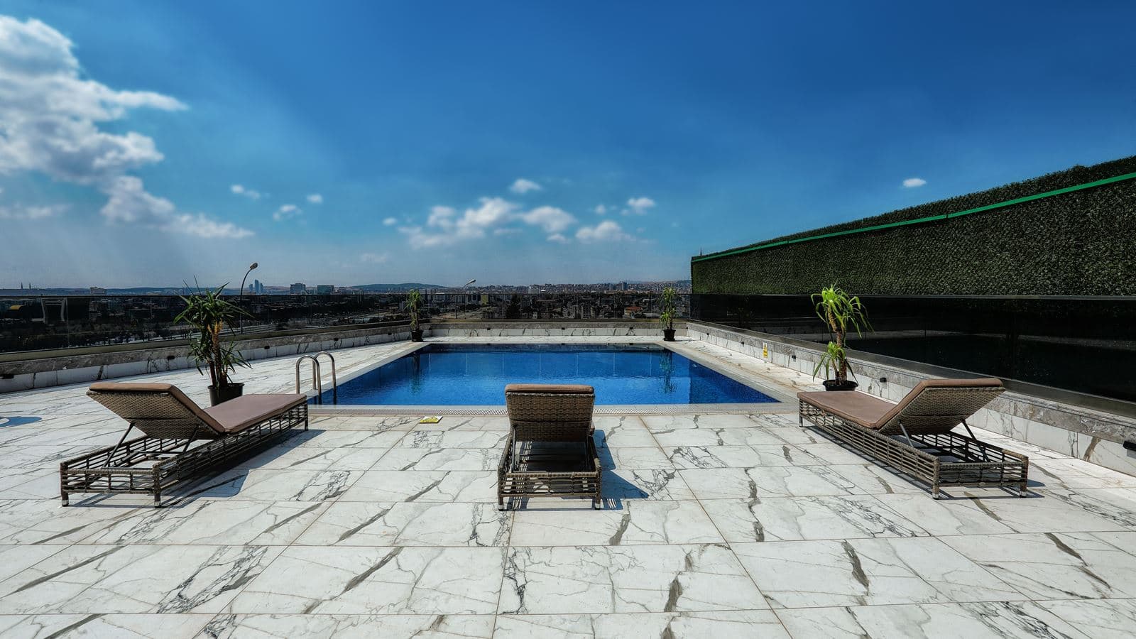 pools-outdoor-pool