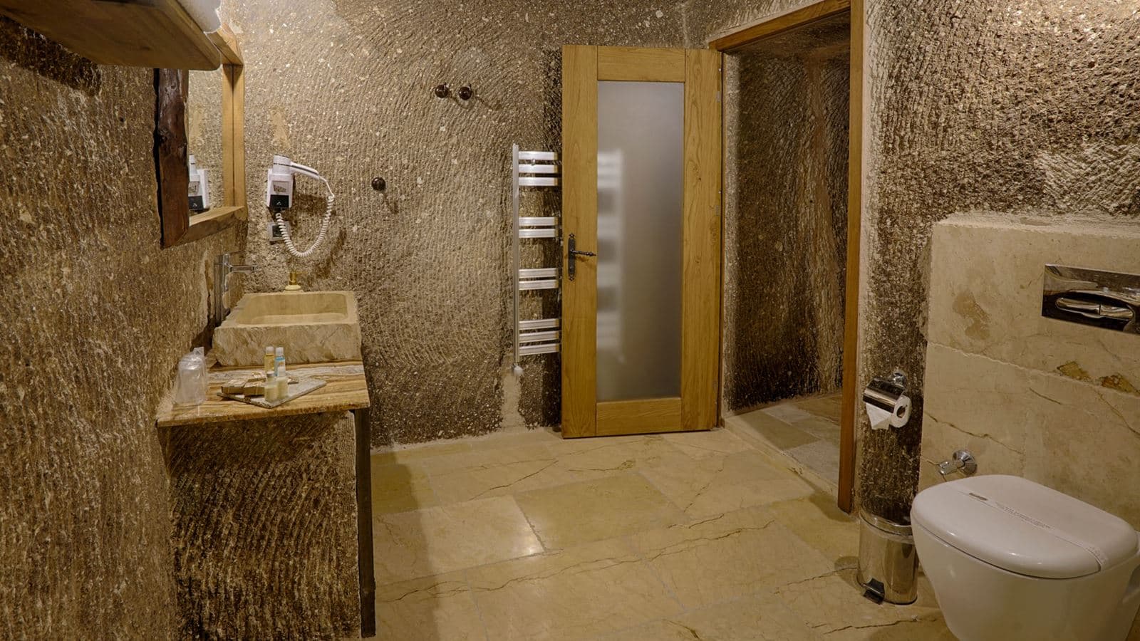 rooms-deluxe-room