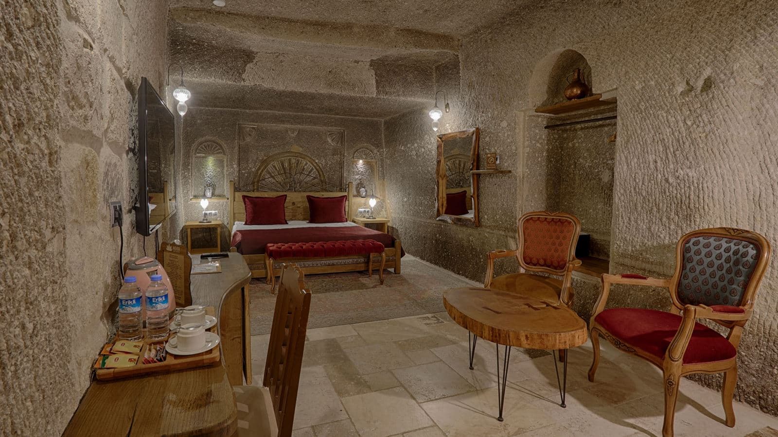 rooms-deluxe-room
