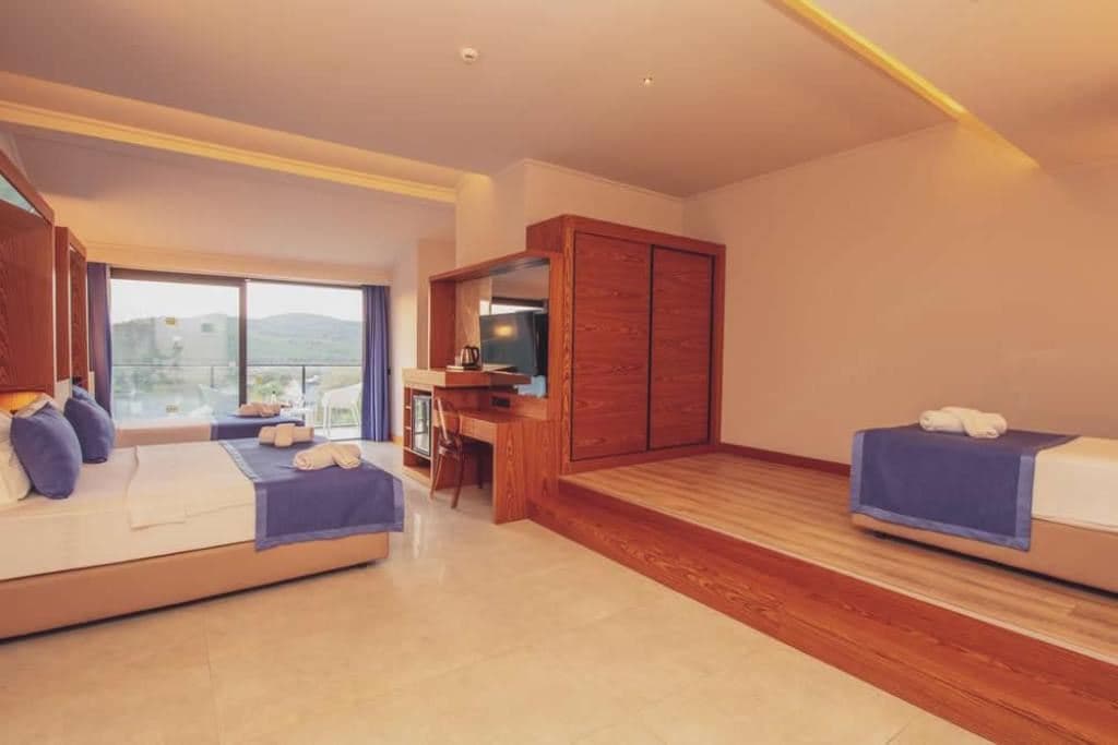 rooms-annex-room