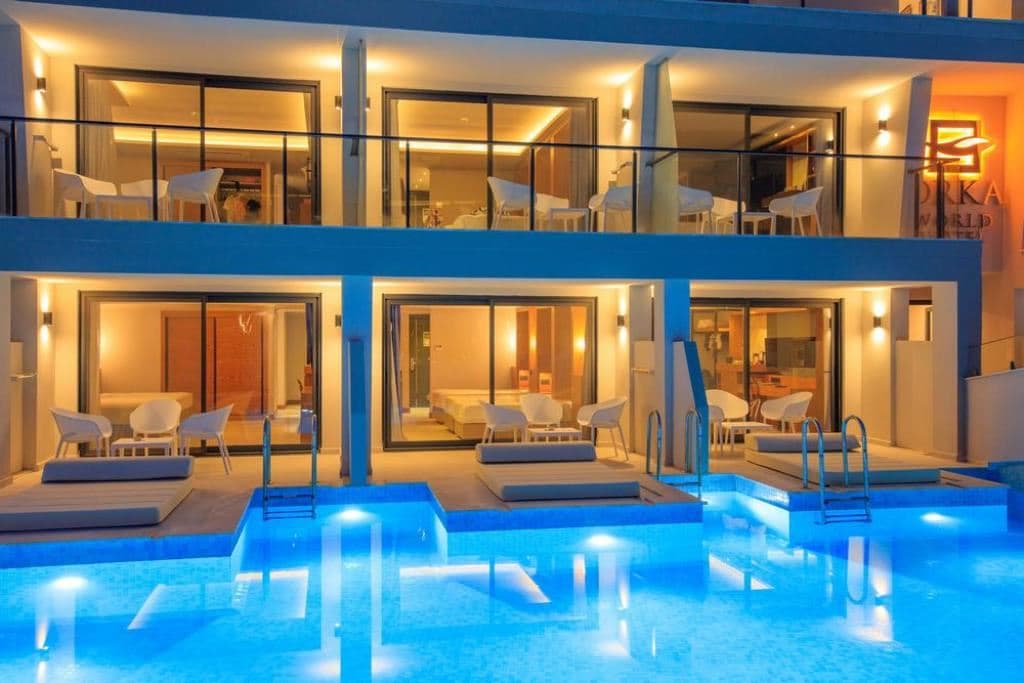 rooms-swim-up-rooms