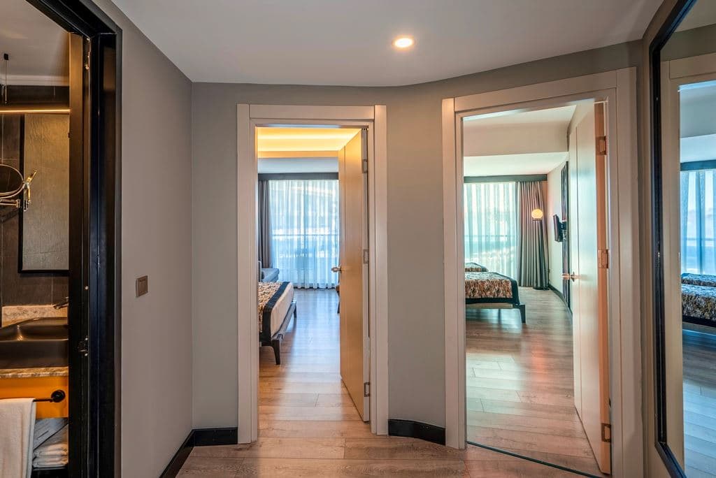 rooms-family-room