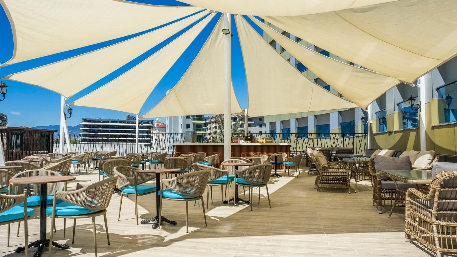 bars-beach-bar