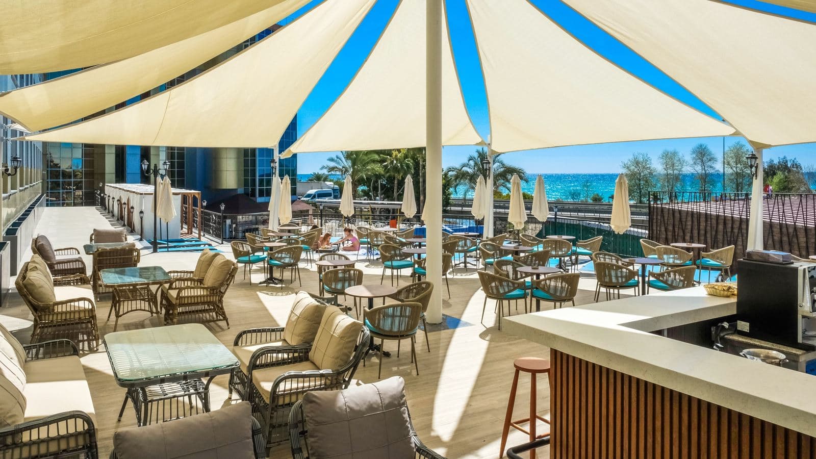 bars-beach-bar