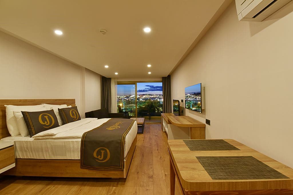rooms-studio-roomsea-view