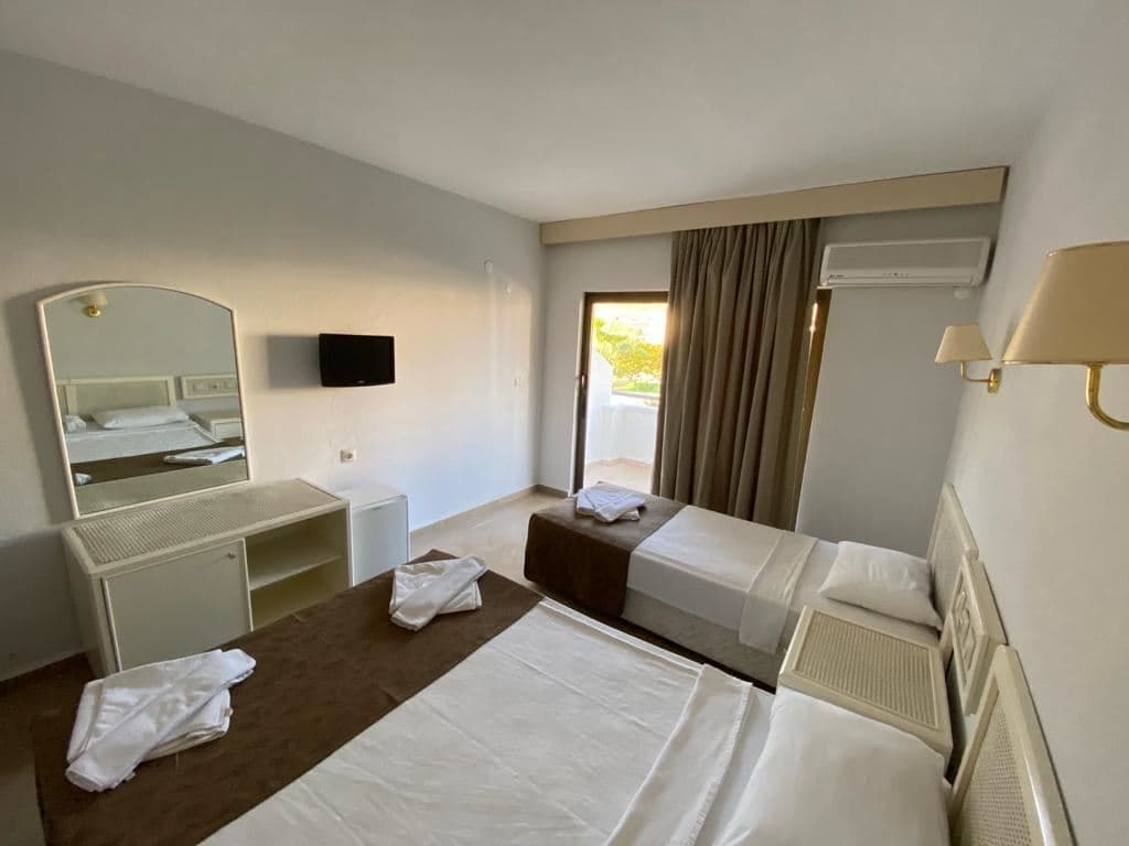 rooms-family-rooms