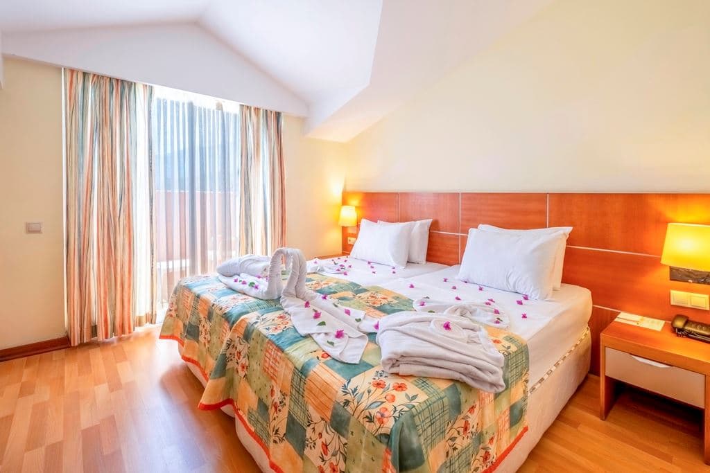 rooms-standard-room