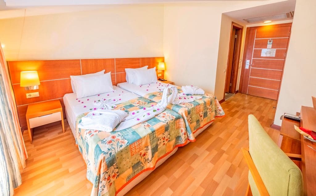 rooms-standard-room