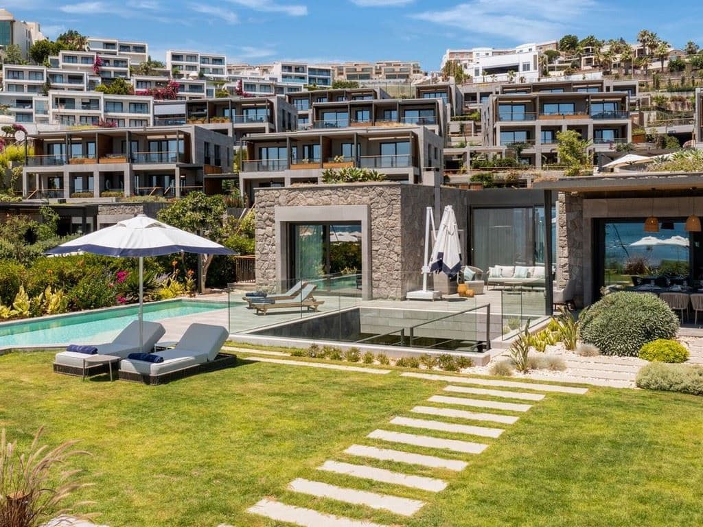 rooms-beach-villa