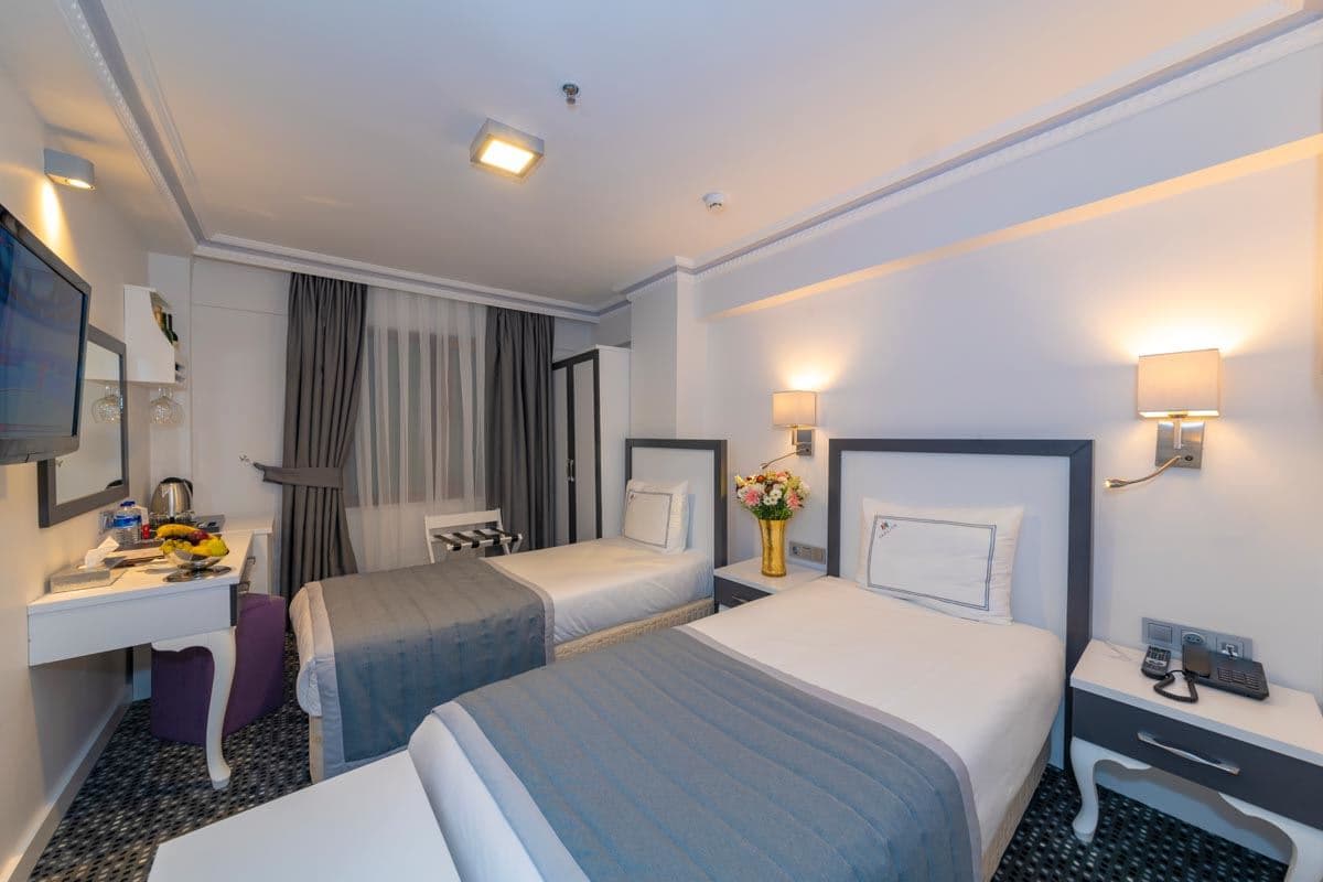rooms-standard-room