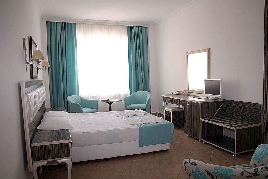 rooms-family-room