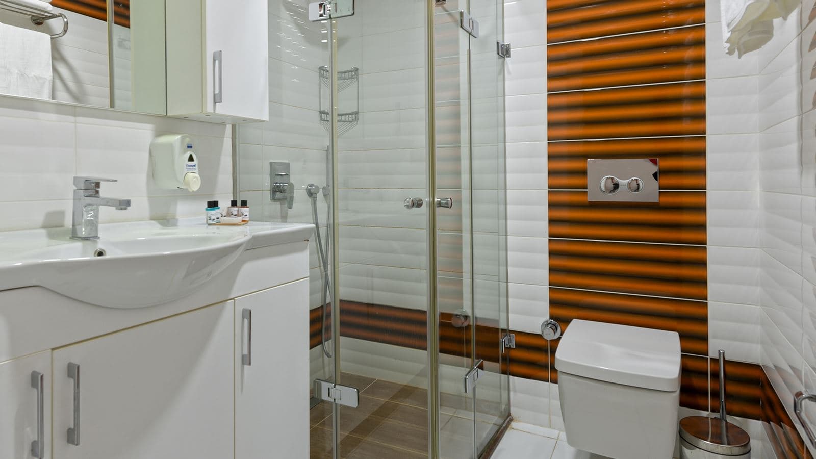 rooms-standard-room