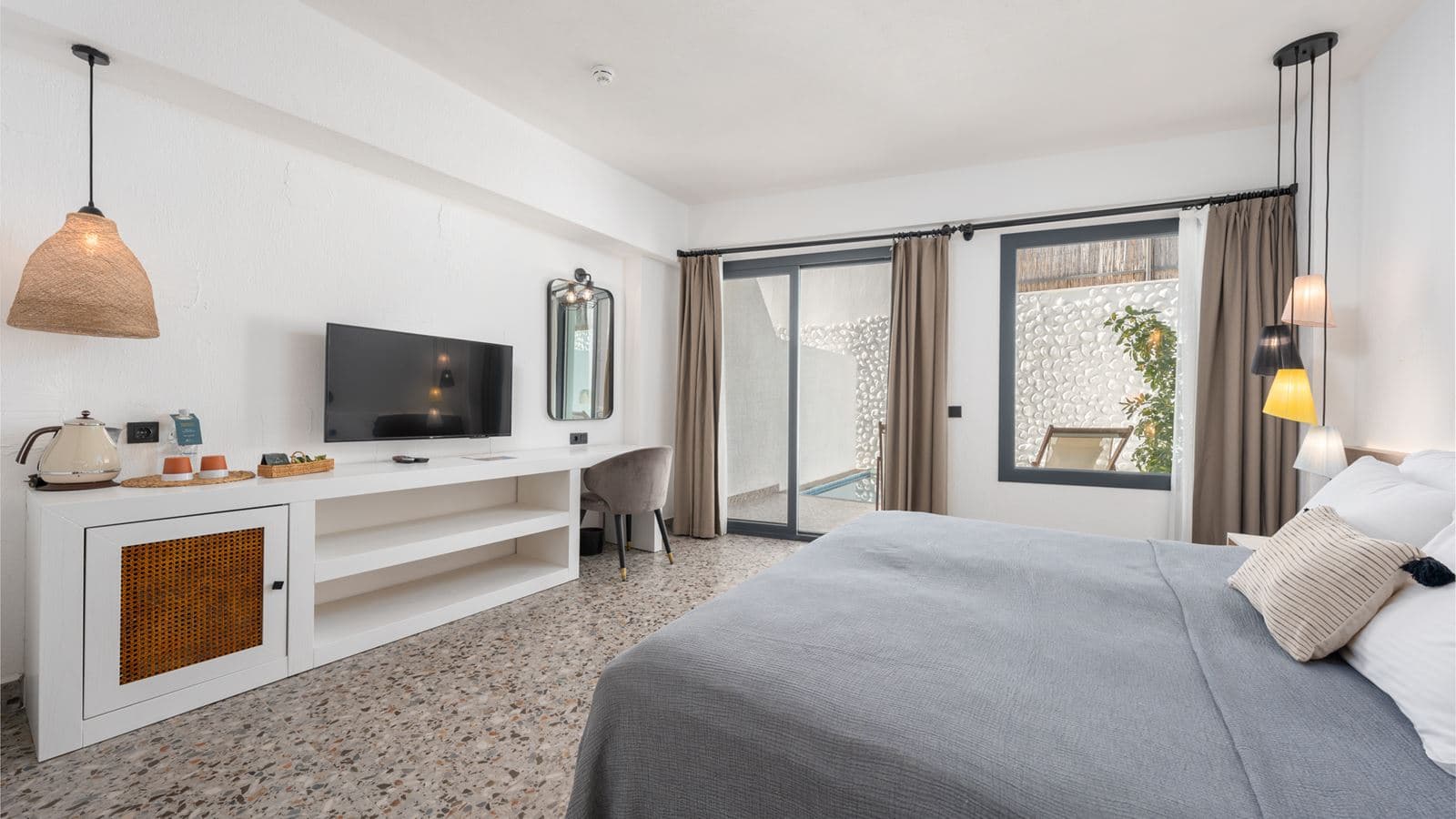 rooms-swim-up-suite