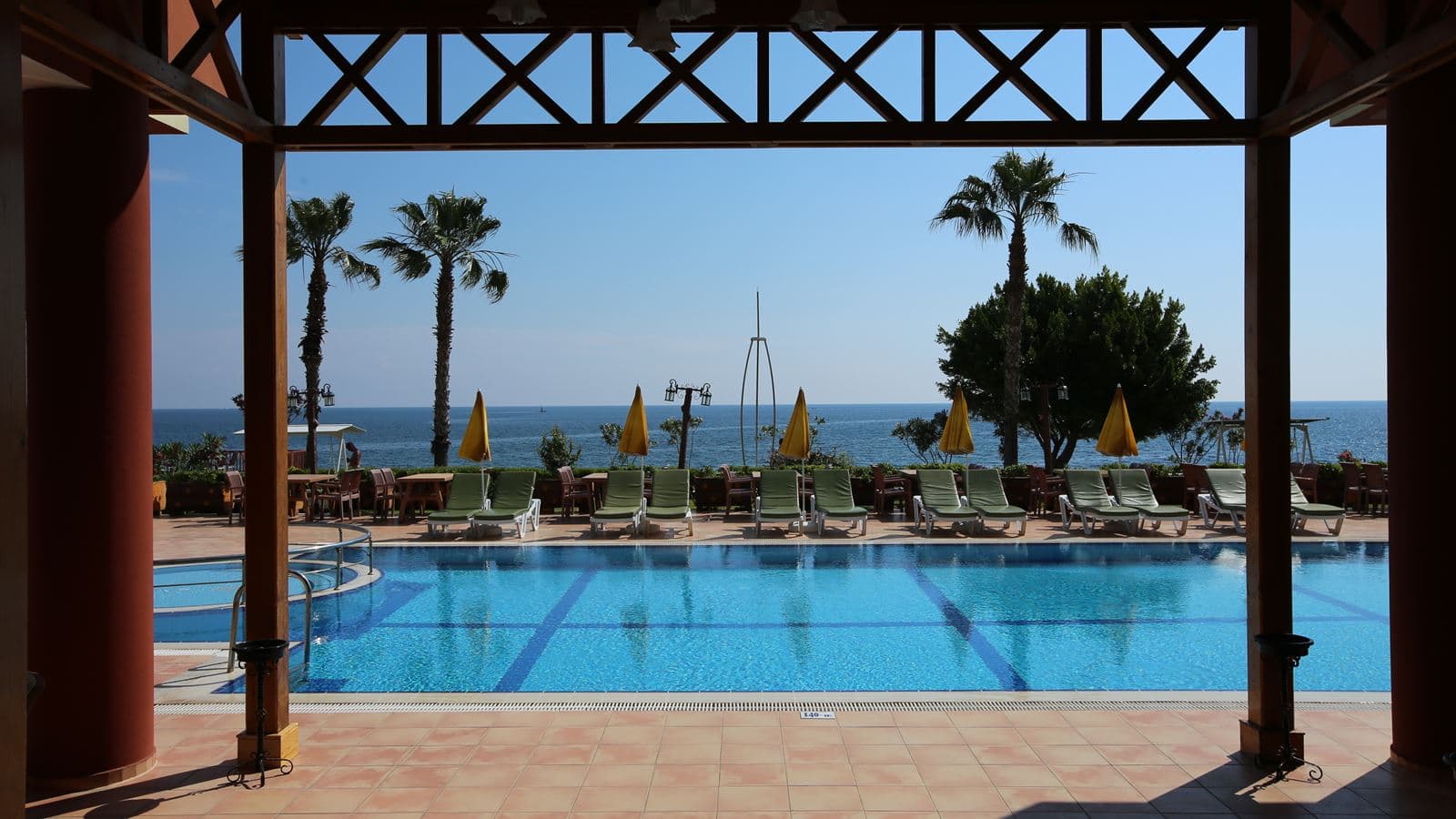 pools-outdoor-pool