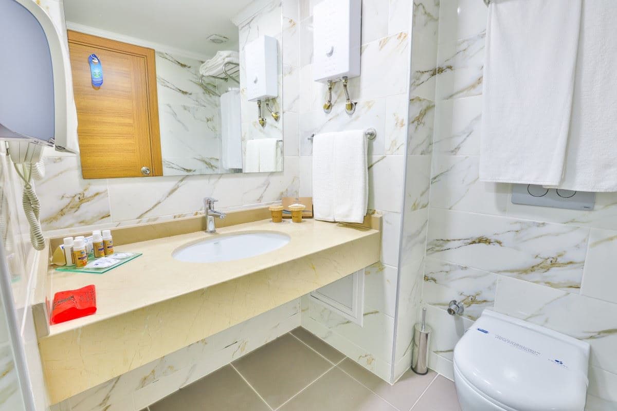 rooms-family-room