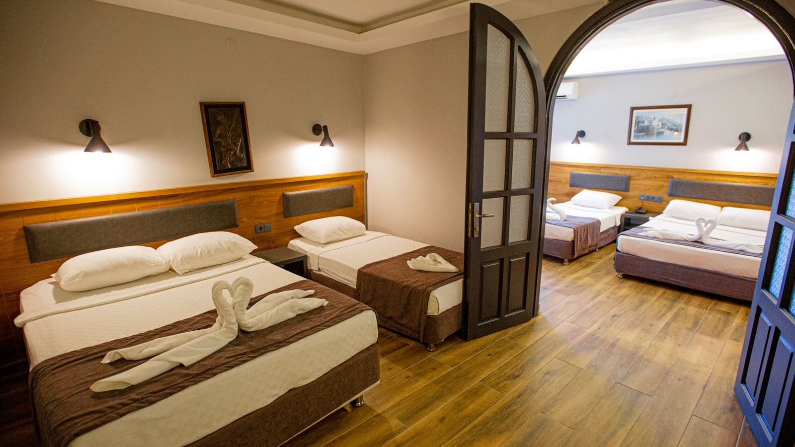 rooms-family-room