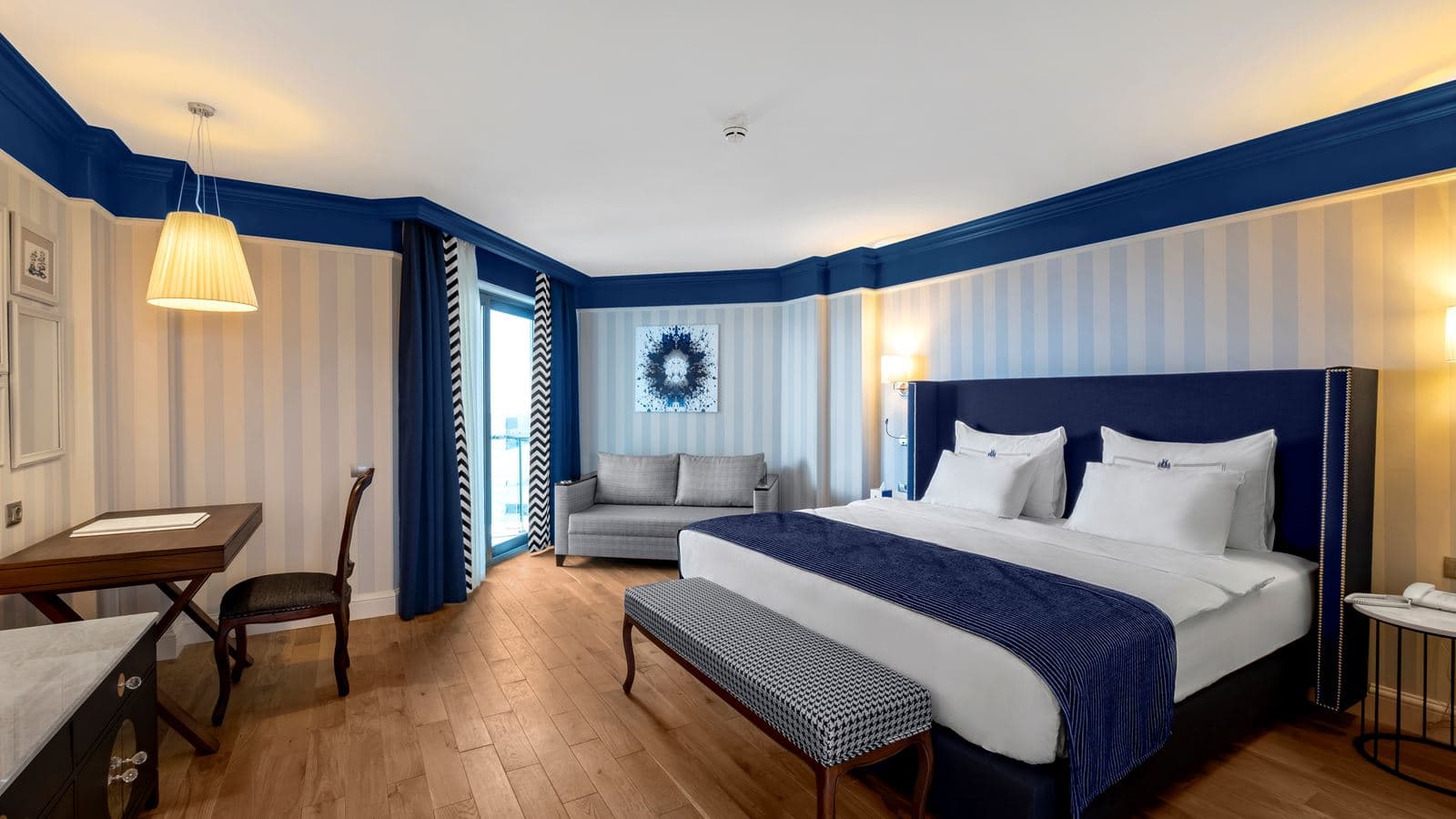rooms-deluxe-room-lv