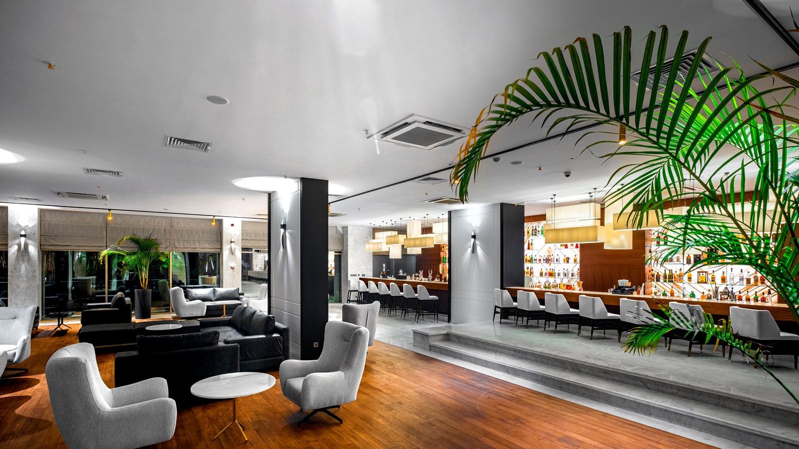 bars-cetrus-bar--lobby-bar