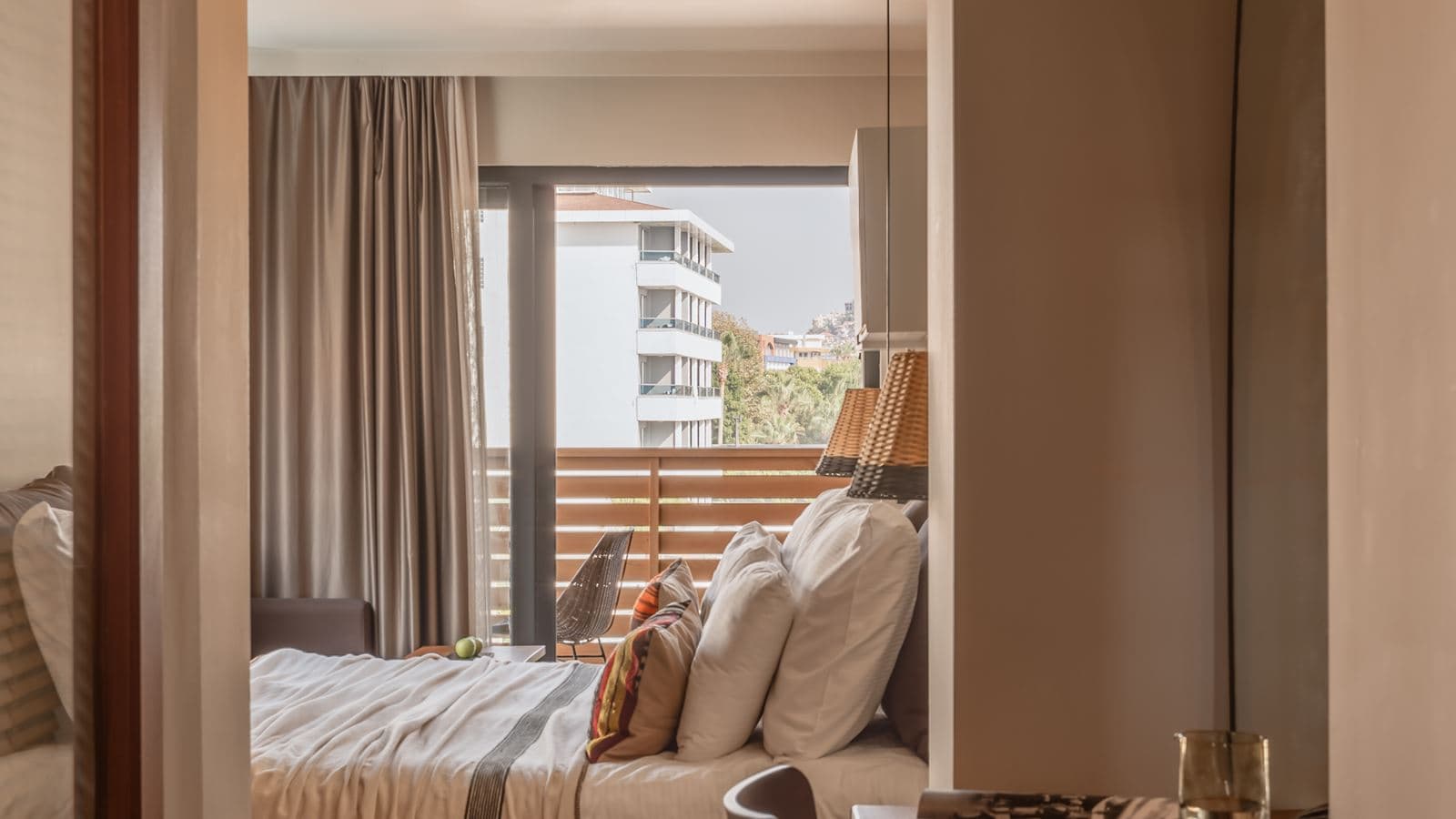 rooms-studio-room