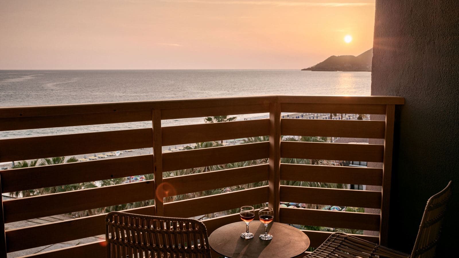rooms-suit-sea-view