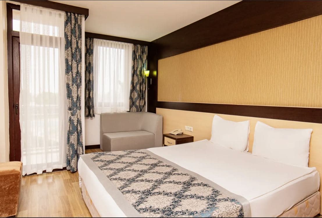 rooms-legend-room