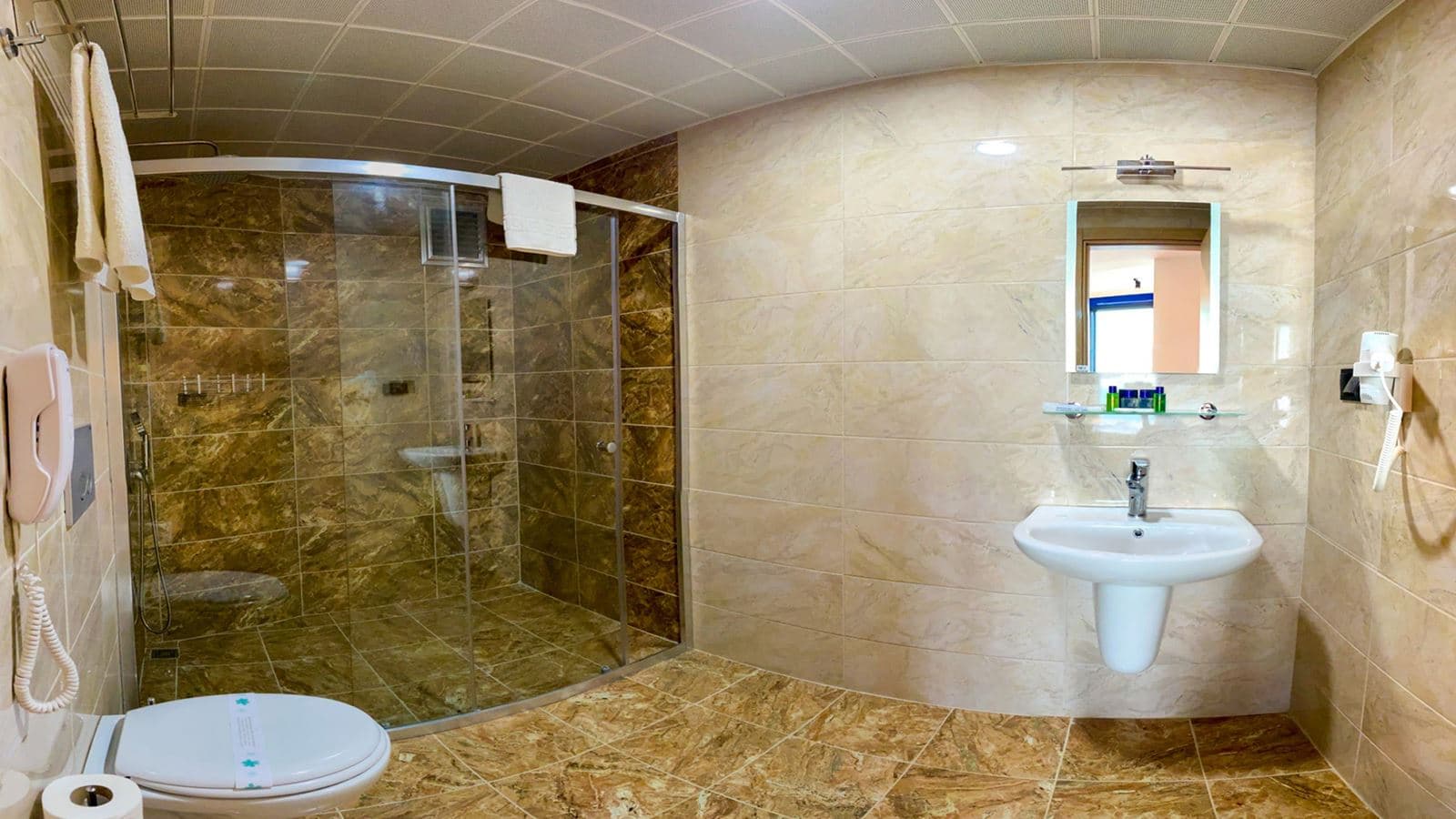 rooms-standard-room