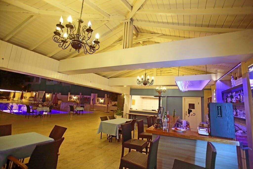 bars-pool-bar