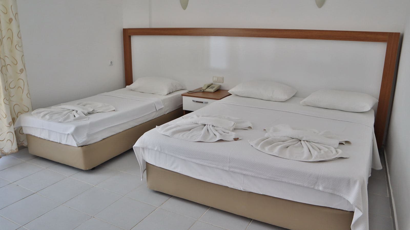 rooms-standard-room