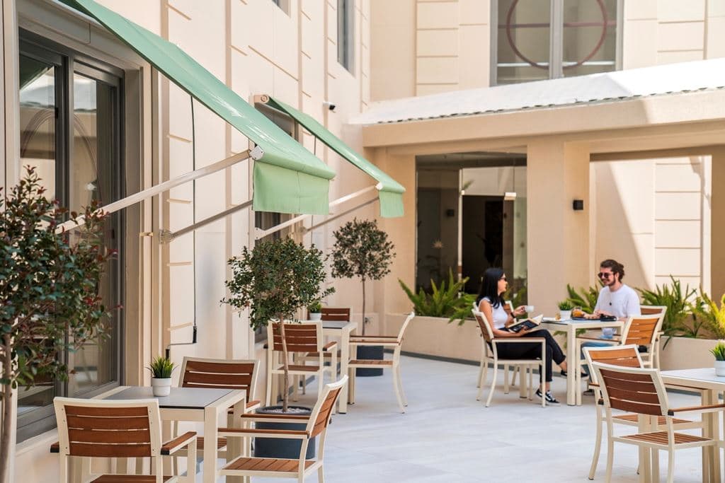 bars-lobby-bar