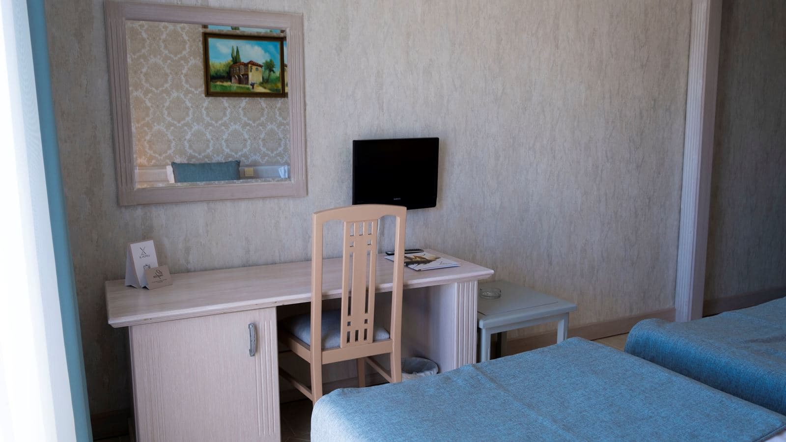 rooms-standard-room