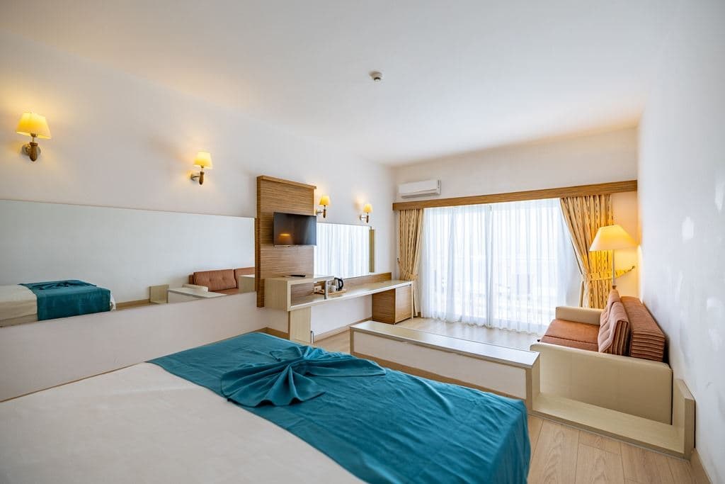 rooms-superior-room