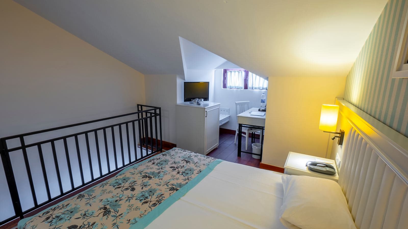 rooms-dublex-room