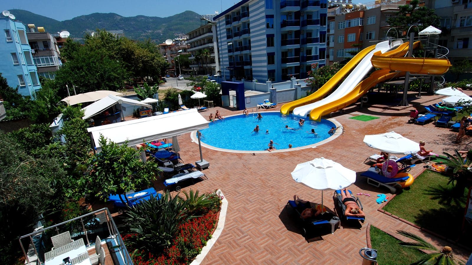 pools-outdoor-pool
